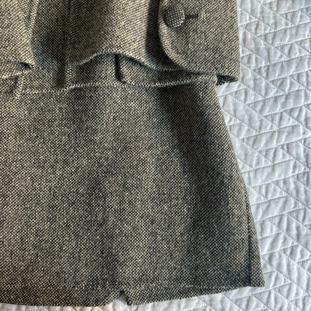 Barneys New York Made in Italy Wool Skirt Set – Size 4 (IT 38) Sophisticated vin - Picture 2 of 7